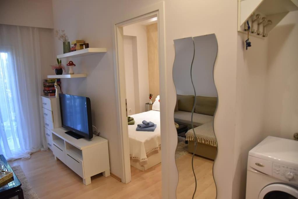 Tiny Treasure Apartment アテネ エクステリア 写真